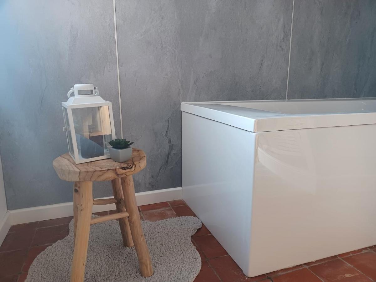 Le Refuge De Normandie Avec Spa Et Cheminee Mesnieres-en-Bray 외부 사진